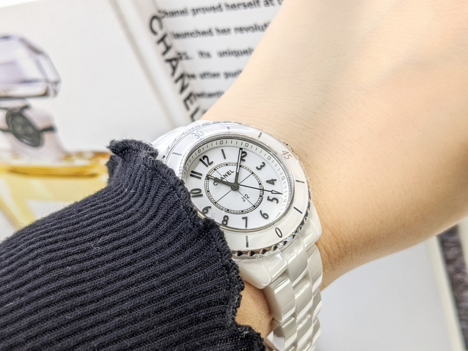 シャネルJ 12、レディース時計