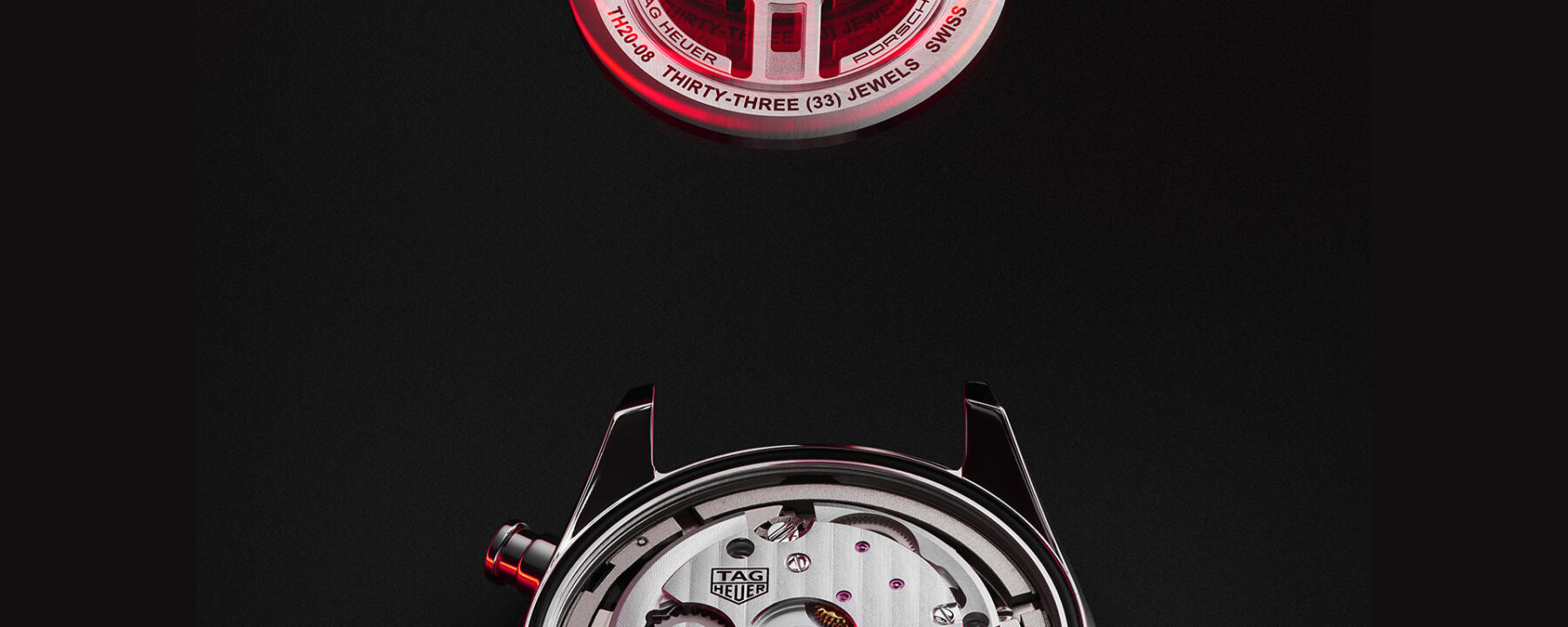 タグホイヤーのムーブメントを組み立てているイメージ画像。