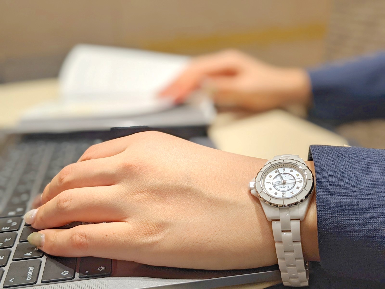 シャネルJ12、レディース時計