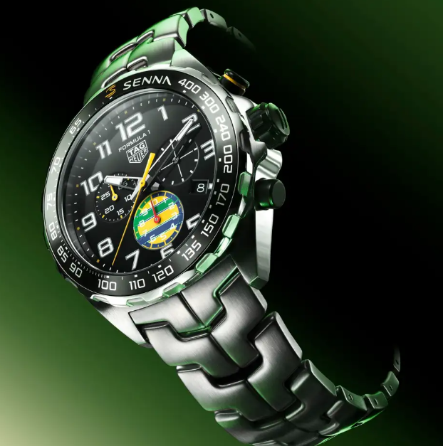 セナが愛用した「S/el」を想起させる「S字型リンク」のブレスレット