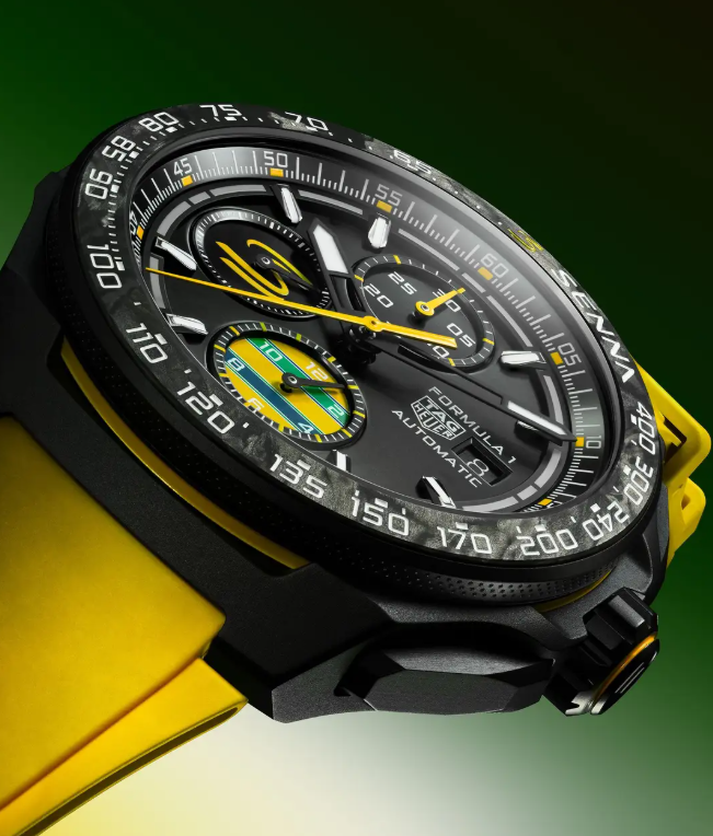 ブラジルカラーがエネルギッシュな「フォーミュラ１ クロノグラフ×セナ 44mm」