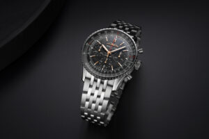 【2025年発売 日本限定】ブライトリング「ナビタイマー B01 クロノグラフ 43 ジャパン エディション」（AB01381G1B1A1）再入荷しました！