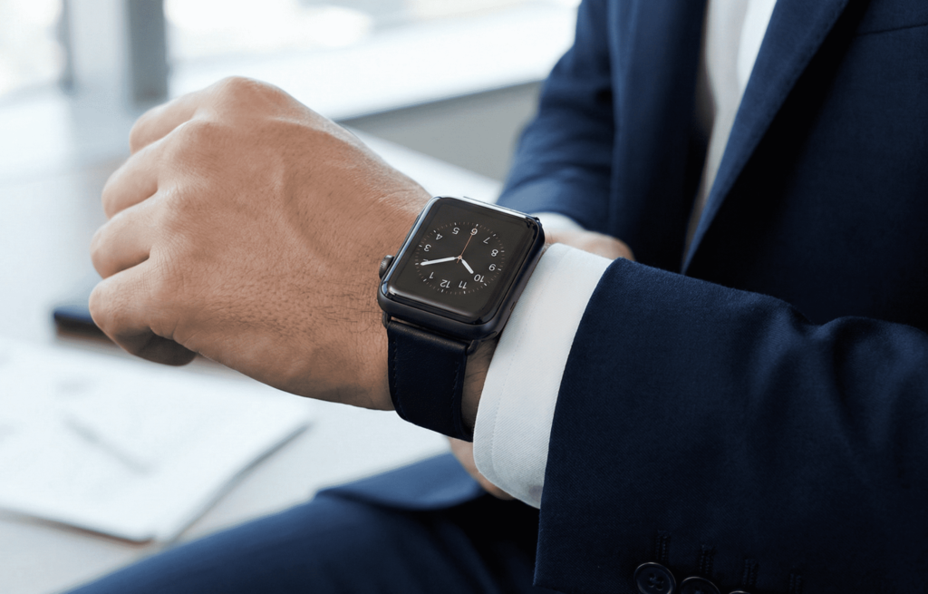 スマートウォッチをつけた男性