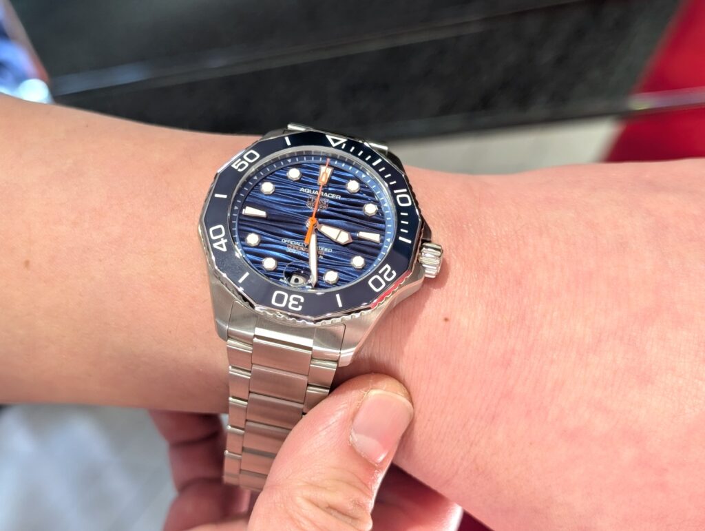 タグホイヤー、アクアレーサープロフェッショナル300、腕時計