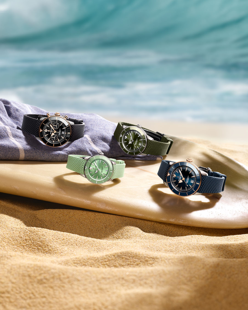 ブライトリングスーパーオーシャンヘリテージが4本並んでいる様子