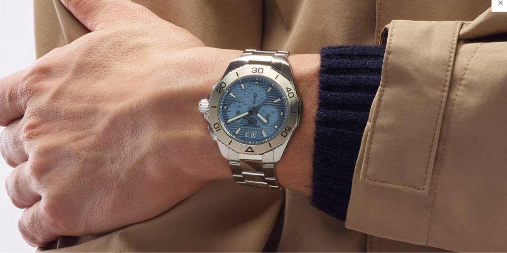 タグ・ホイヤーの腕時計　アクアレーサークロノグラフ