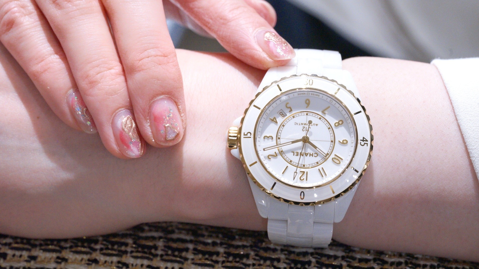 シャネル、J12、キャリバー12.1、J12ホワイト