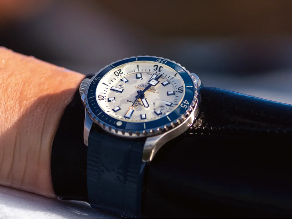 ブライトリングの腕時計 スーパーオーシャン オートマチック42