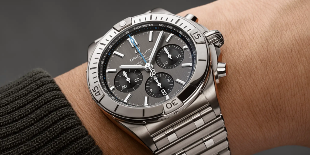 ブライトリングの腕時計　クロノマット42