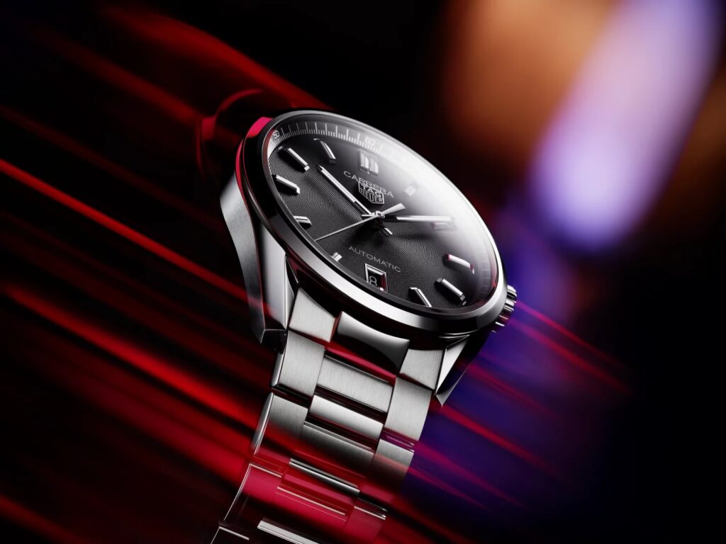 タグ・ホイヤーの腕時計「カレラデイト（WBN2010.BA0640）」