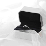 AHKAH（アーカー）