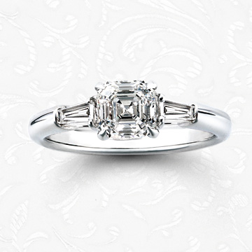 ロイヤルアッシャーダイヤモンド 