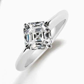 ロイヤルアッシャーダイヤモンド AC004