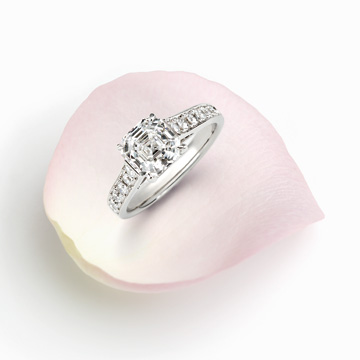 ロイヤルアッシャーダイヤモンド AC005