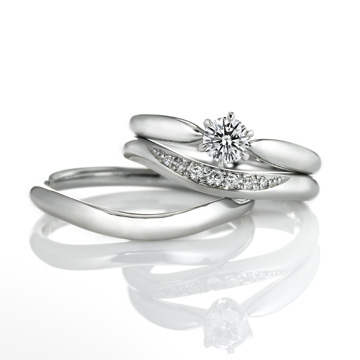 ロイヤルアッシャーダイヤモンド セットリング