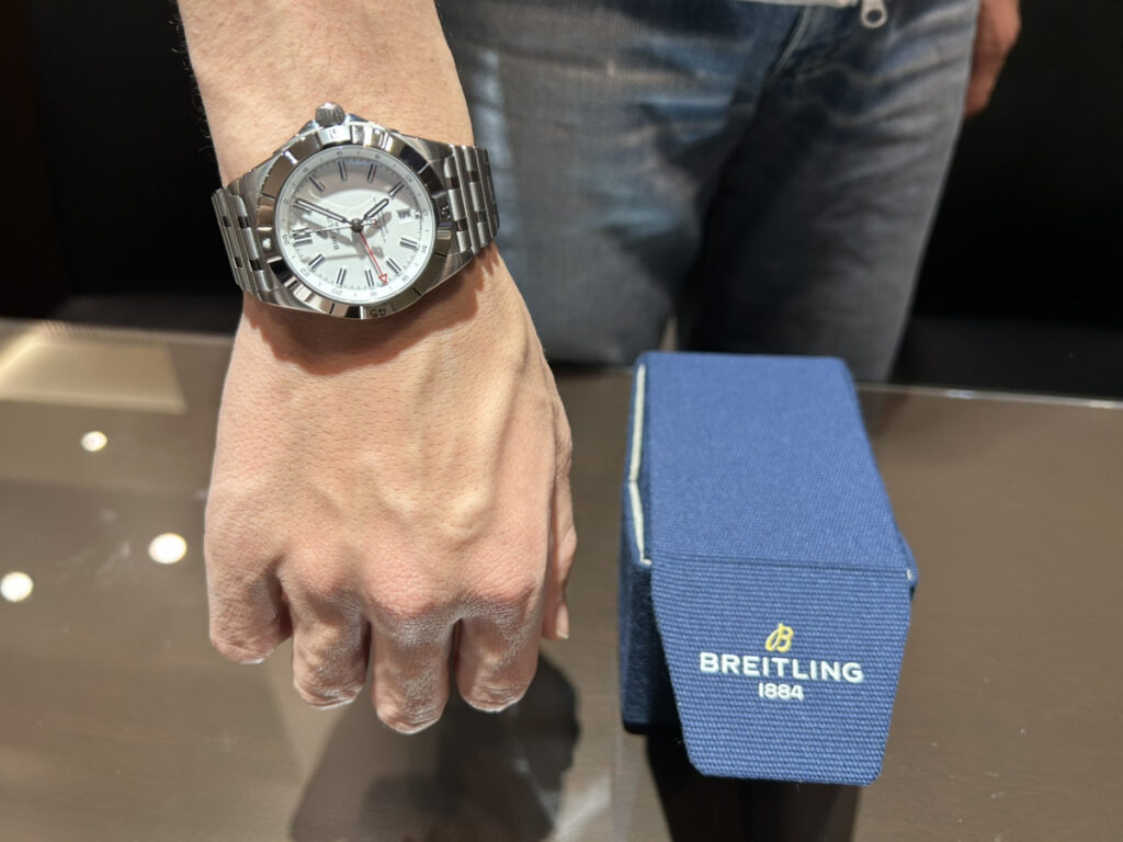 ＜ブライトリング クロノマット40GMTオートマチックホワイト＞お求めいただきありがとうございます/A32398101A1A1 - ブライトリング