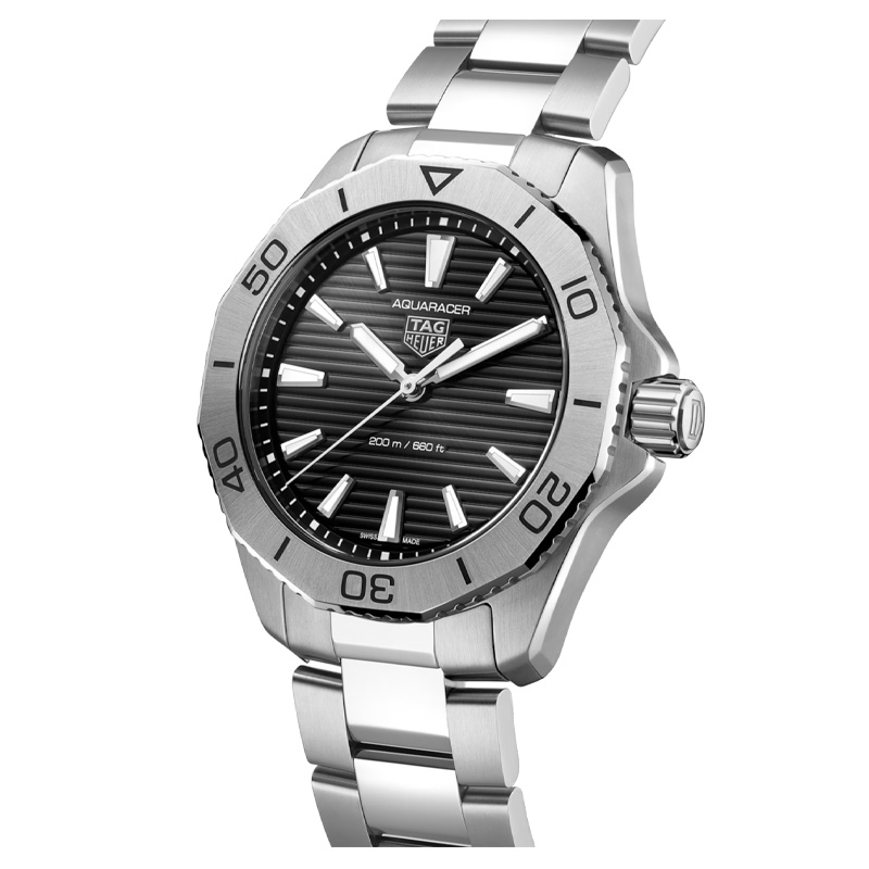 アクアレーサー プロフェッショナル200 - TAG Heuer