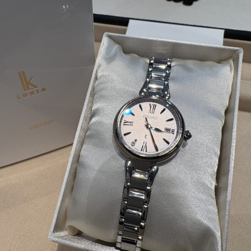SEIKOルキアの腕時計
