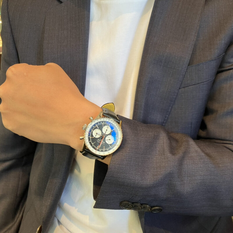 ブライトリング ナビタイマーB01 クロノグラフ