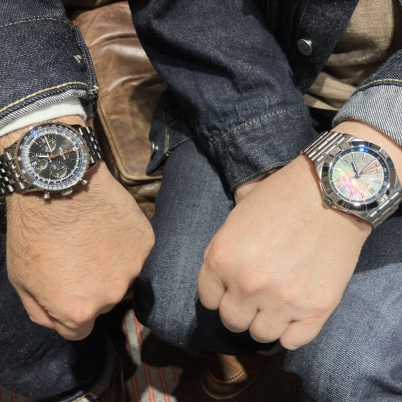 ブライトリングをペアウォッチで着用するカップル［品番：A32398A91G1A1］