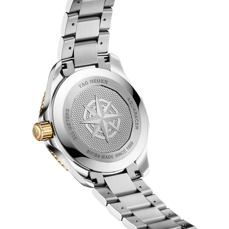 アクアレーサー  プロフェッショナル200 ソーラーグラフ - TAG Heuer