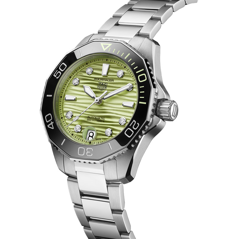 アクアレーサー　プロフェッショナル300 - TAG Heuer