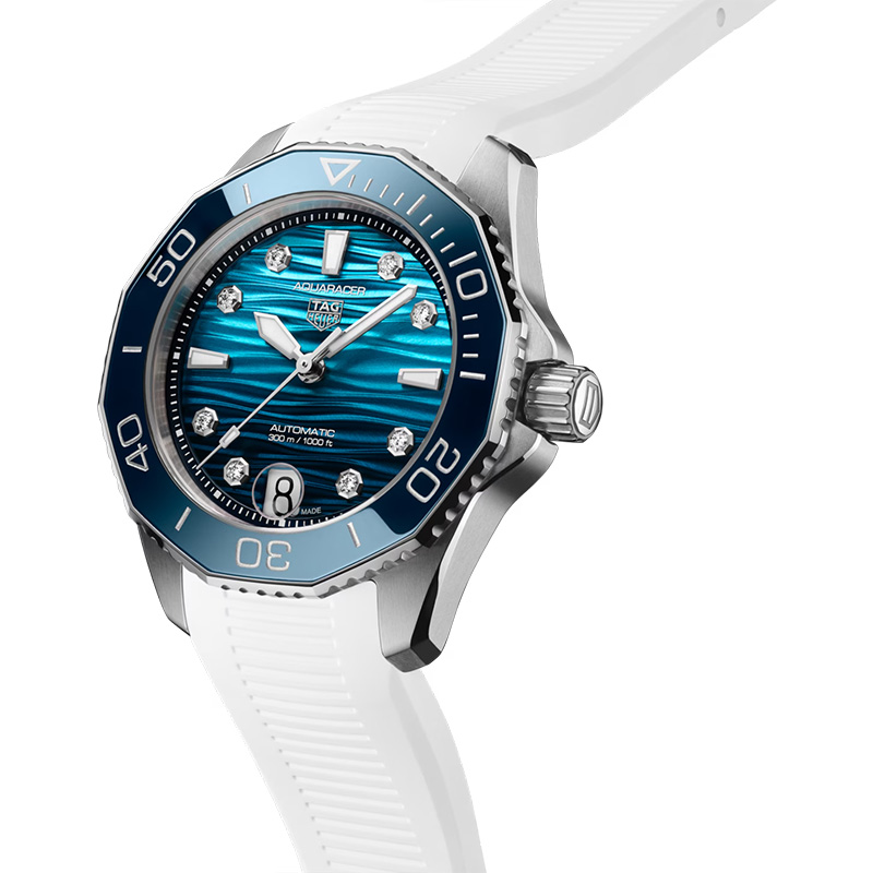 アクアレーサー　プロフェッショナル300 - TAG Heuer