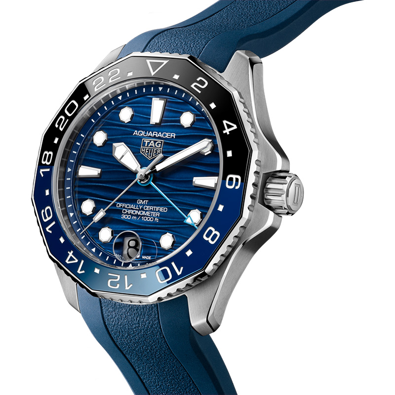 アクアレーサー　プロフェッショナル300 GMT - TAG Heuer