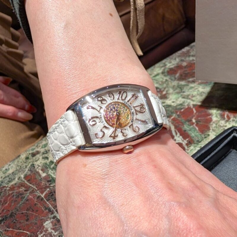 フランクミュラー、パスティーユをつけた腕