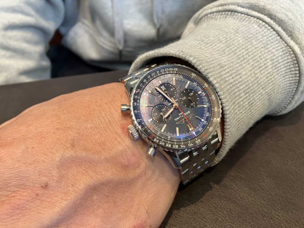 ＜ブライトリング ナビタイマーB01クロノグラフジャパンエディション＞お求めいただきありがとうございます/AB01381G1B1A1 - ブライトリング