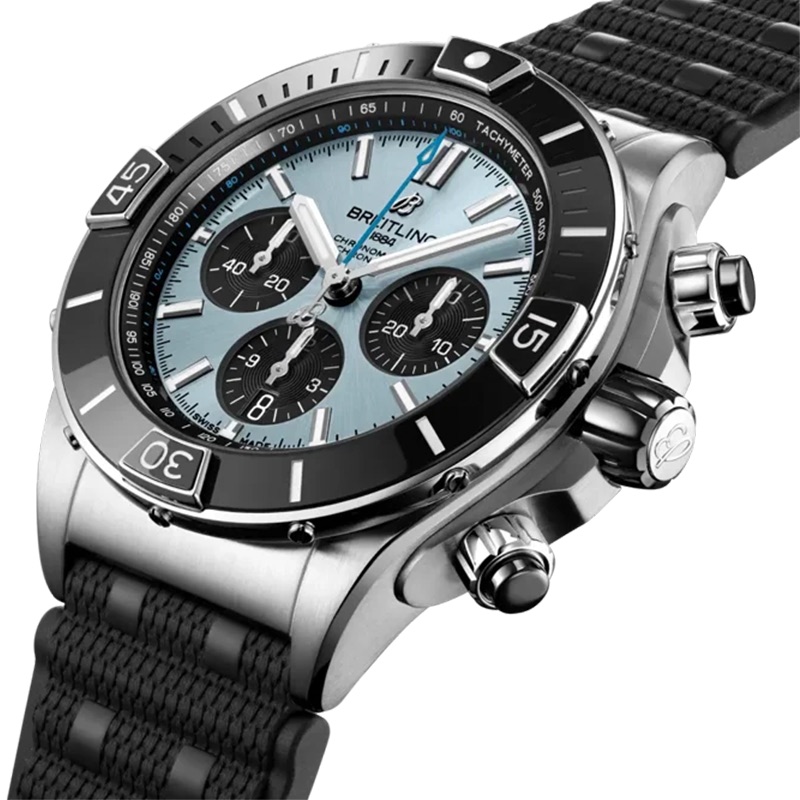 スーパー クロノマット B01 44 - Breitling